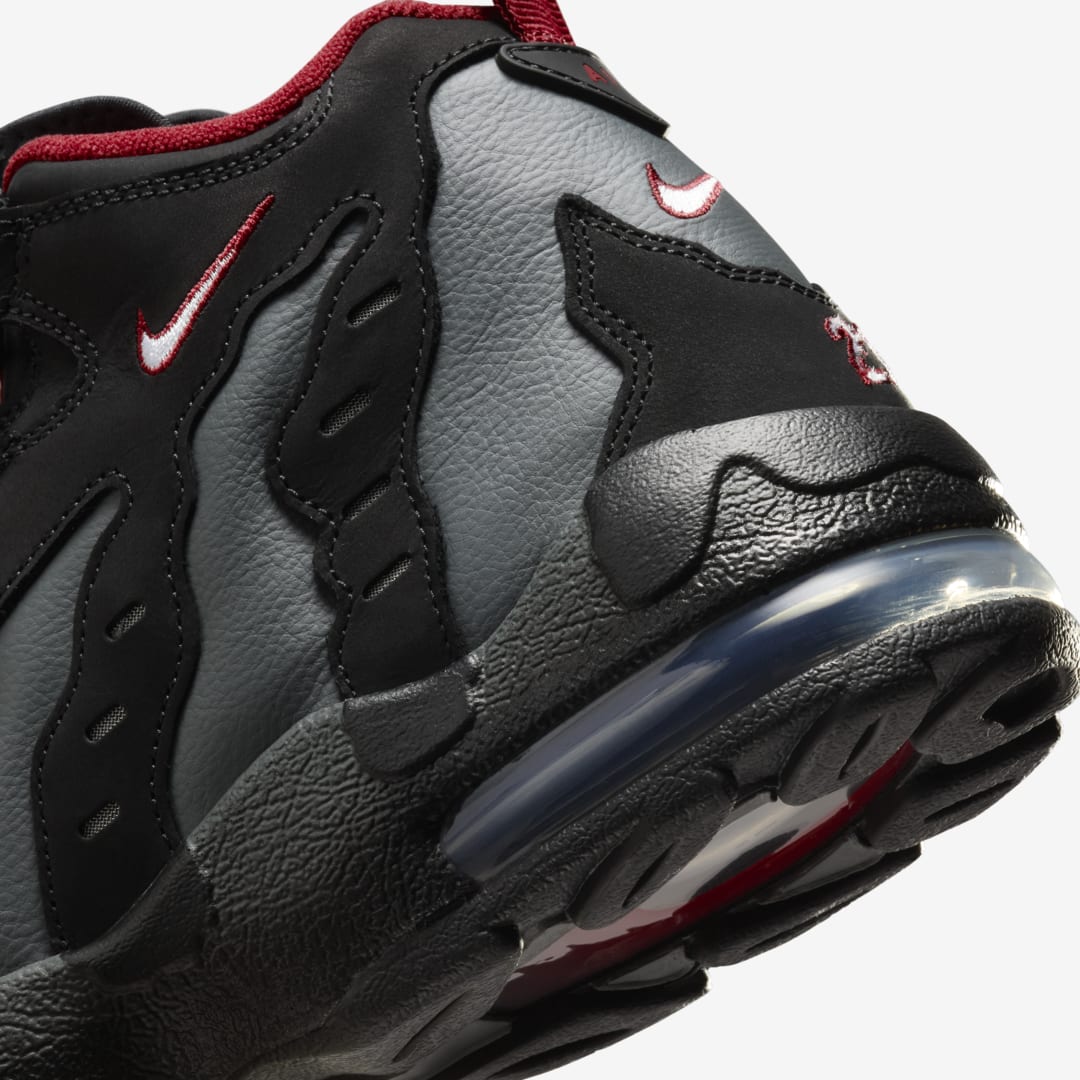 Nike Air Diamond Turf Max ’96 "Falcons" HQ3620-010