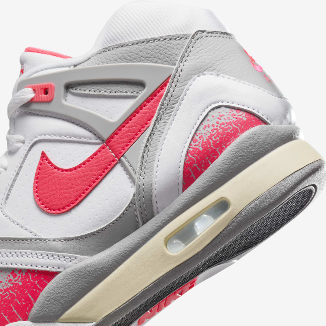 Nike air tech challenge 2 footlocker on sale