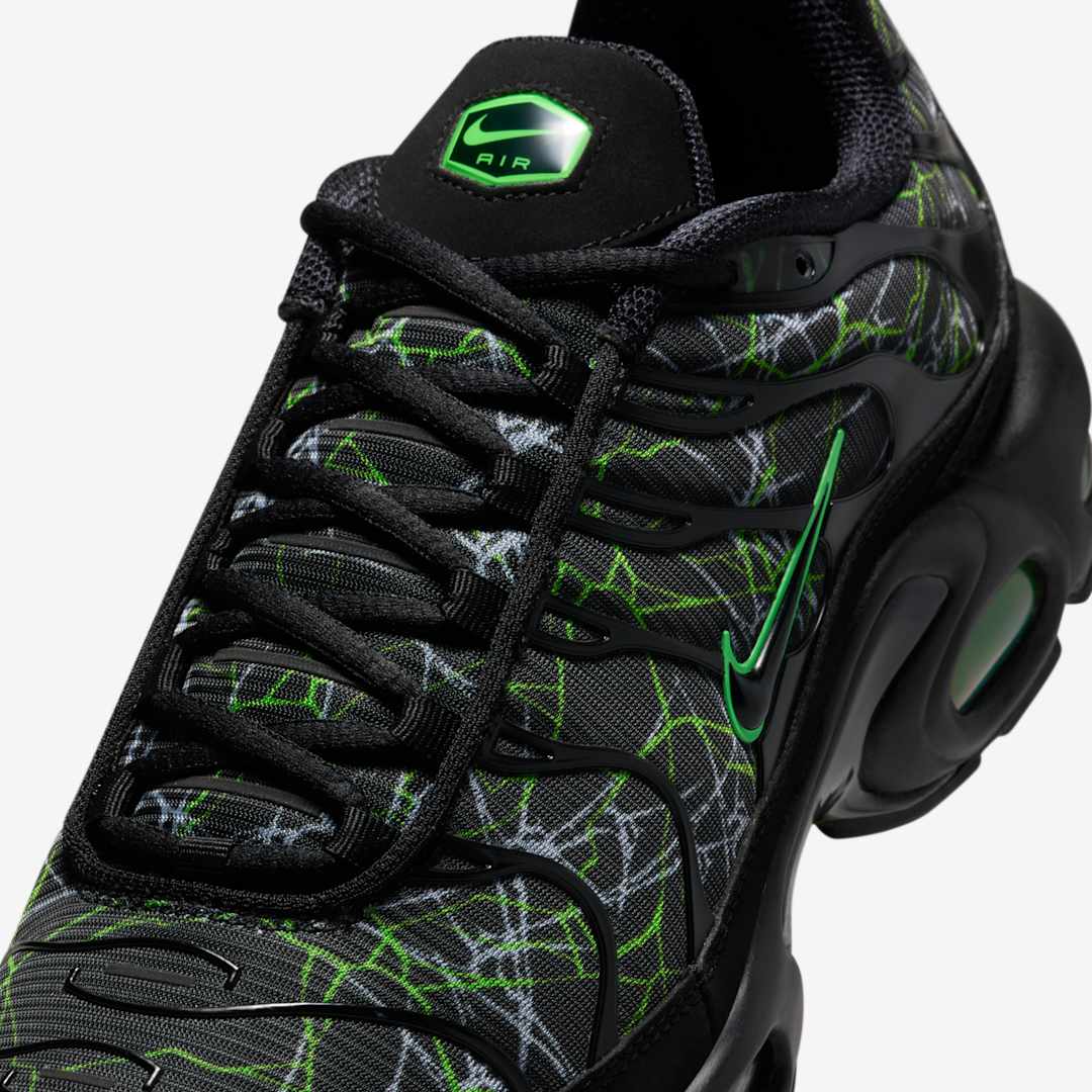 Nike Air Max Plus IB3075-001