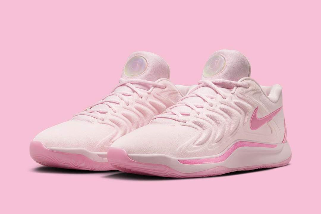 Kevin durant hot pink shoes best sale