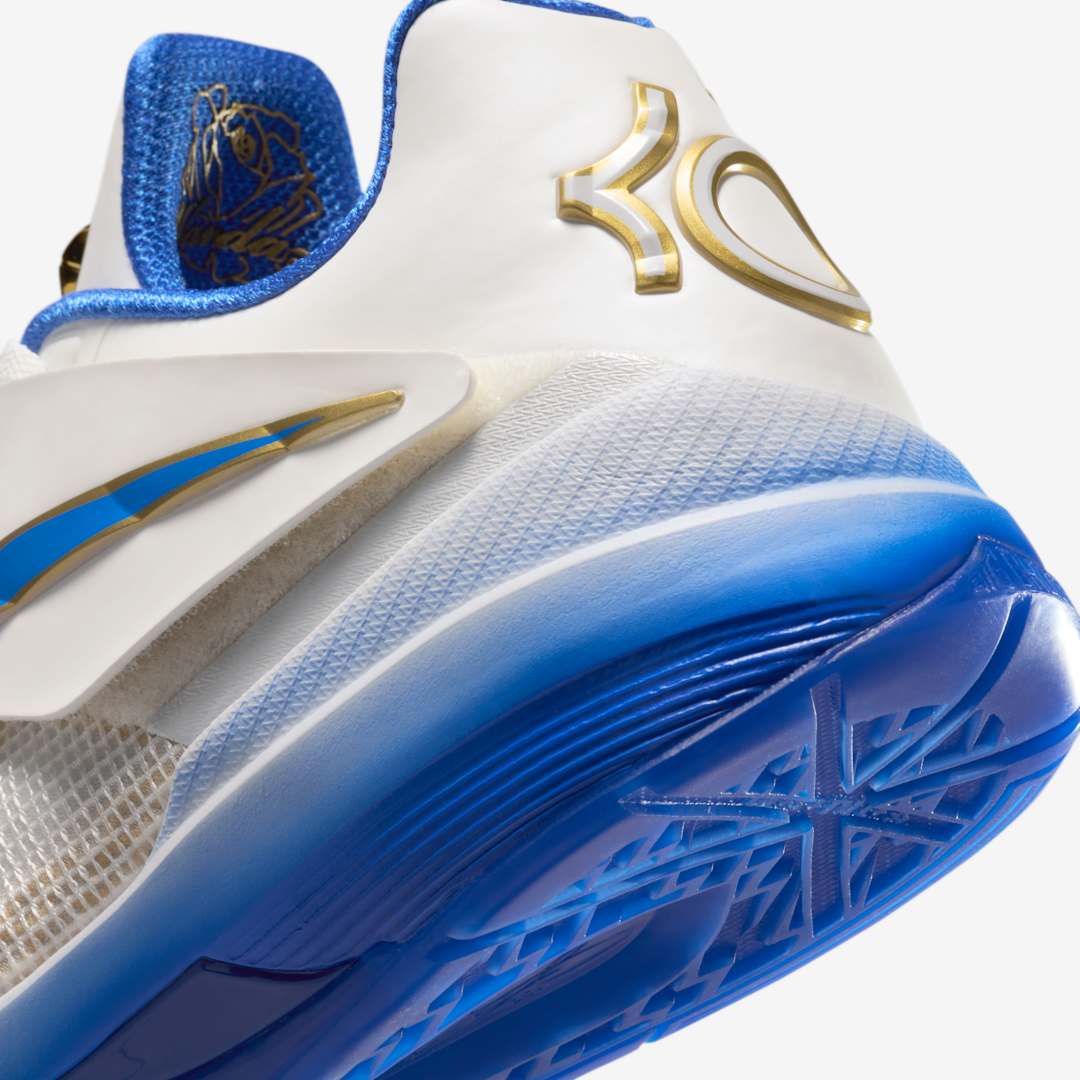 Nike KD 4 "Entourage" IB3546-100