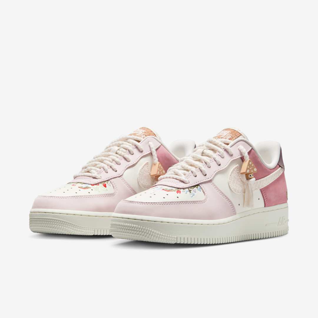 Nike Air Force 1 Low WMNS IB8874-111