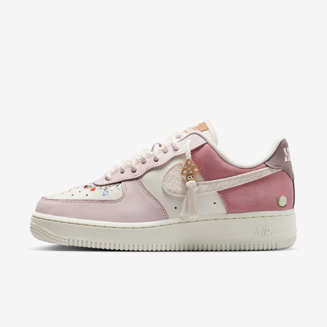 Nike Air Force 1 Low WMNS IB8874-111