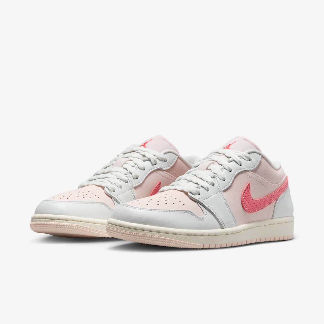 Air Jordan 1 Low WMNS IB8156-133